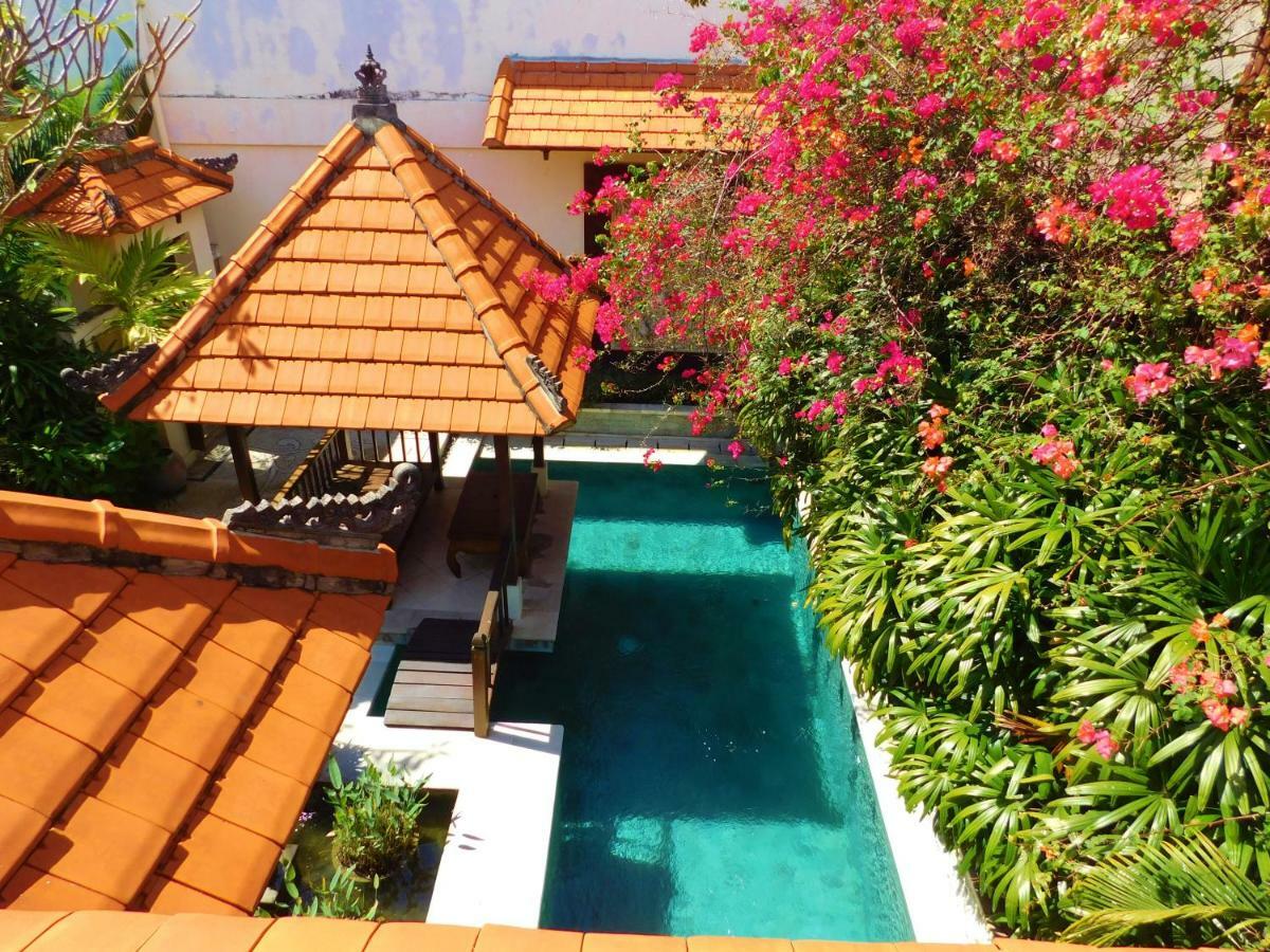 Villa Heliconia Seminyak Esterno foto