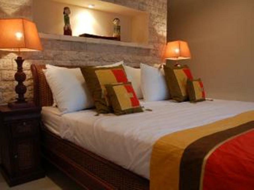 Villa Heliconia Seminyak Esterno foto